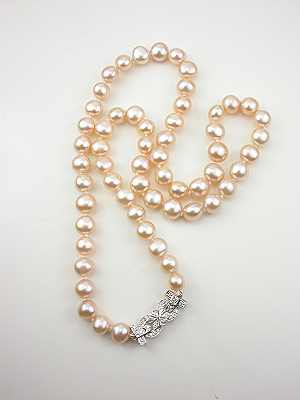 Antique Style Diamond Clasp for Pearls