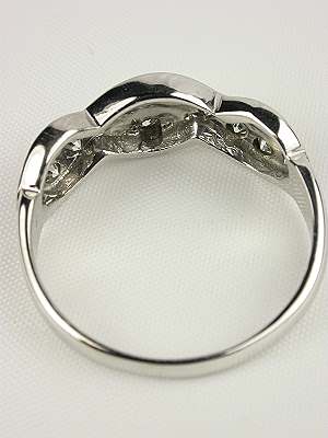 Vintage Retro Diamond Wedding Ring