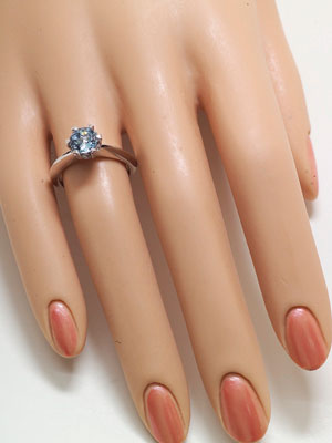 Aquamarine Engagement Ring in Platinum