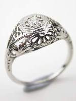 Late Edwardian Antique Filigree Engagement Ring