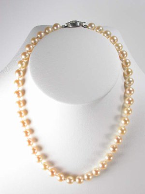 Pearl Necklace with Filigree Clasp