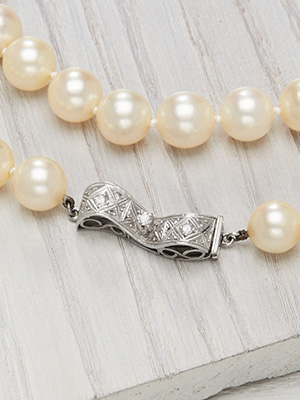 Vintage Pearl Necklace with Diamond Clasp