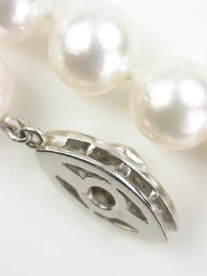 Vintage Pearl Necklace with Diamond Clasp