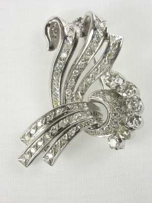 Vintage 1930's Brooch with Spray Design