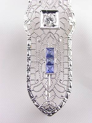 Late Edwardian Brooch with Sapphires