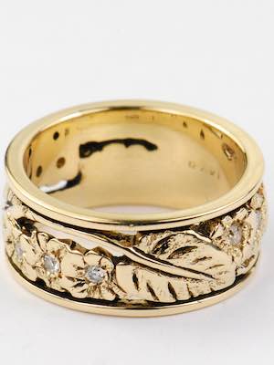 Floral & Diamond Vintage Wedding Ring