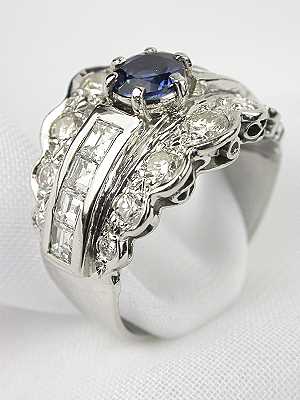 1940s Platinum Sapphire & Diamond Antique Ring