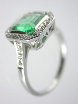 Antique Emerald and Diamond Platinum Engagement Ring