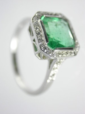 Antique Emerald and Diamond Platinum Engagement Ring