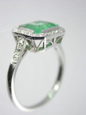 Antique Emerald and Diamond Platinum Engagement Ring