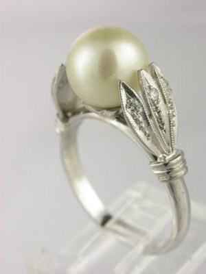 1940s Antique Pearl Engagement Ring