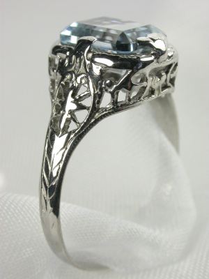 1930s Filigree Aquamarine Engagement Ring