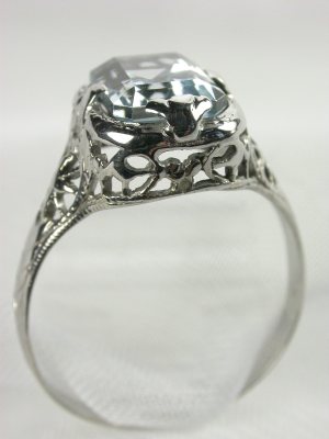 1930s Filigree Aquamarine Engagement Ring