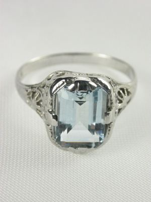 1930s Filigree Aquamarine Engagement Ring