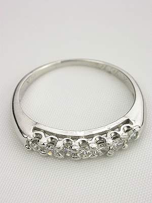 1940's Antique Diamond Wedding Ring