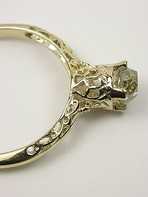 Antique 1930s Filigree Engagement Ring