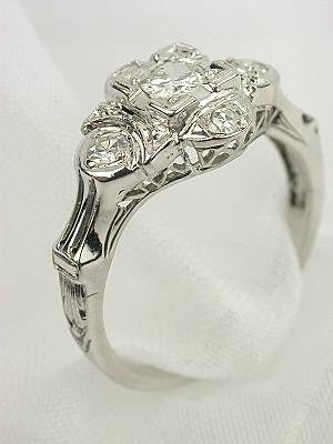 1930's Antique Diamond Engagement Ring 