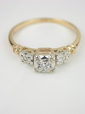 1930s Two Toned Diamond Engagement Ring