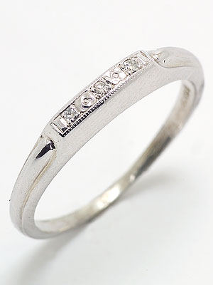 Art Carved Diamond Wedding Ring