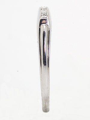 Art Carved Diamond Wedding Ring