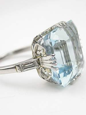 Classic Vintage Aquamarine Ring