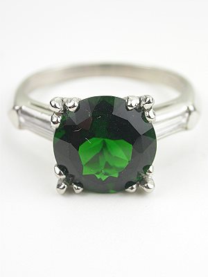 Vintage Ring with Chrome Tourmaline