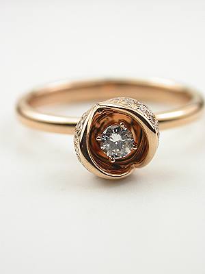 Vintage Style Ring with Rose Petal Motif