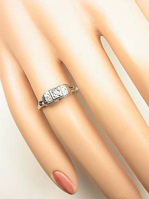 1920s Antique Diamond Engagement Ring