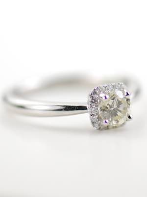 Elegantly Simple Diamond Engagement Ring
