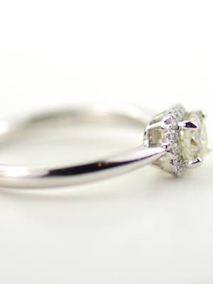 Elegantly Simple Diamond Engagement Ring