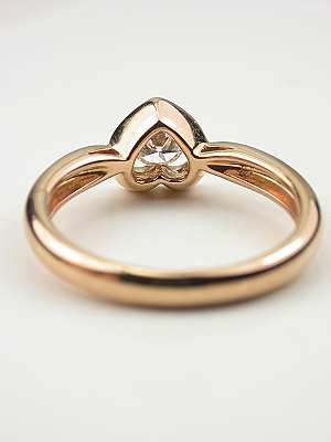 Diamond and Heart Promise Ring in Rose Gold