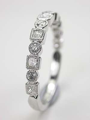 Wedding Ring with Round and Princess Cut Diamonds