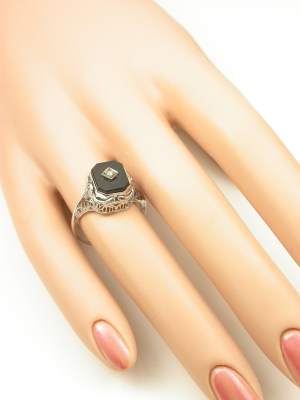 Victorian Antique Onyx and Cameo Flip Ring