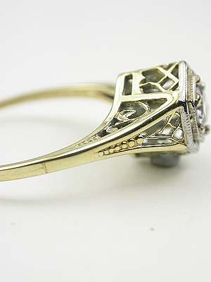 1920s Antique Filigree Engagement Ring