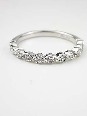 Antique Style Diamond Wedding Band