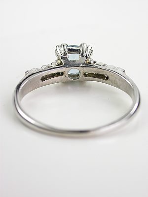 Vintage Aquamarine Ring with Split Prong Design