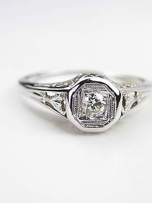 Art Deco Antique Ring with Floral Motif