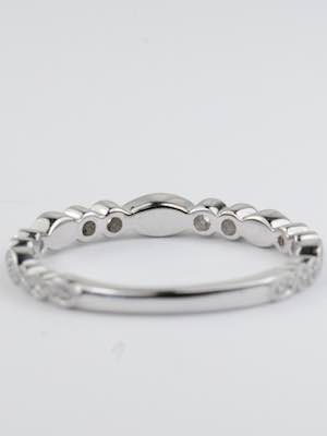 Diamond Wedding Ring in the Vintage Style