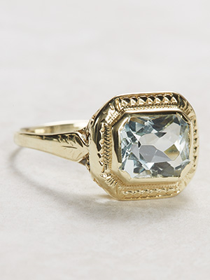 Art Deco Antique Ring with Aquamarine and Filigree