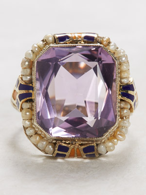 1930s Vintage Ring with Amethyst and Pearls