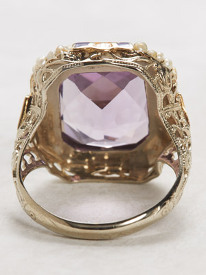 1930s Vintage Ring with Amethyst and Pearls