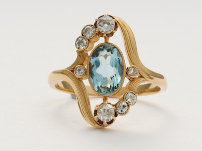 Art Nouveau Antique Aquamarine Ring