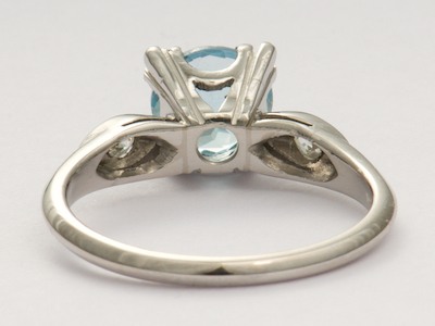 Aquamarine Antique Engagement Ring in Platinum