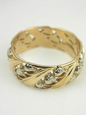 Fleur de Lis Wedding Ring by Art Carved