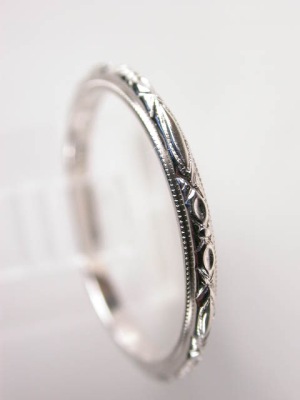 Antique Art Deco Engraved Wedding Ring